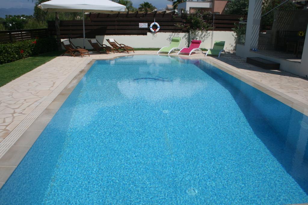 Paradise Latchi Villa Πόλη Δωμάτιο φωτογραφία